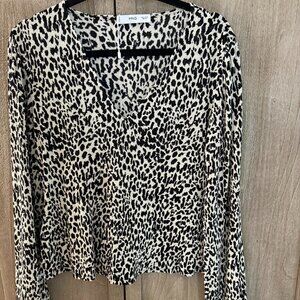 Leopard-print long-sleeve top / animal-print blouse (Mango MNG line)